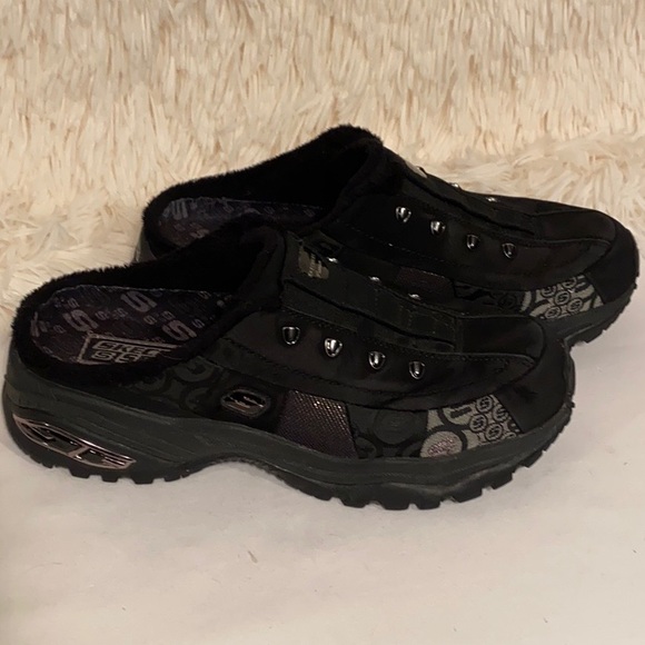 skechers low back
